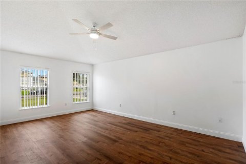 House in Ocoee, Florida 3 bedrooms, 185.06 sq.m. № 2407162 - photo 11