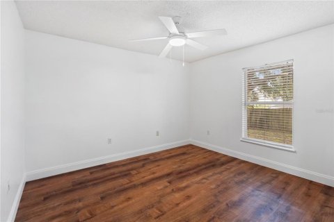 House in Ocoee, Florida 3 bedrooms, 185.06 sq.m. № 2407162 - photo 27