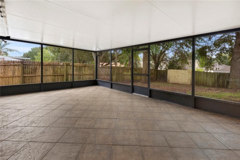 House in Ocoee, Florida 3 bedrooms, 185.06 sq.m. № 2407162 - photo 30