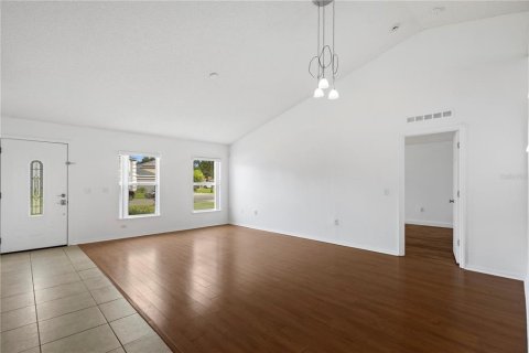 House in Ocoee, Florida 3 bedrooms, 185.06 sq.m. № 2407162 - photo 9