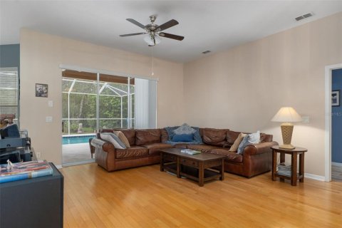 House in Homosassa, Florida 3 bedrooms, 168.8 sq.m. № 1913188 - photo 11