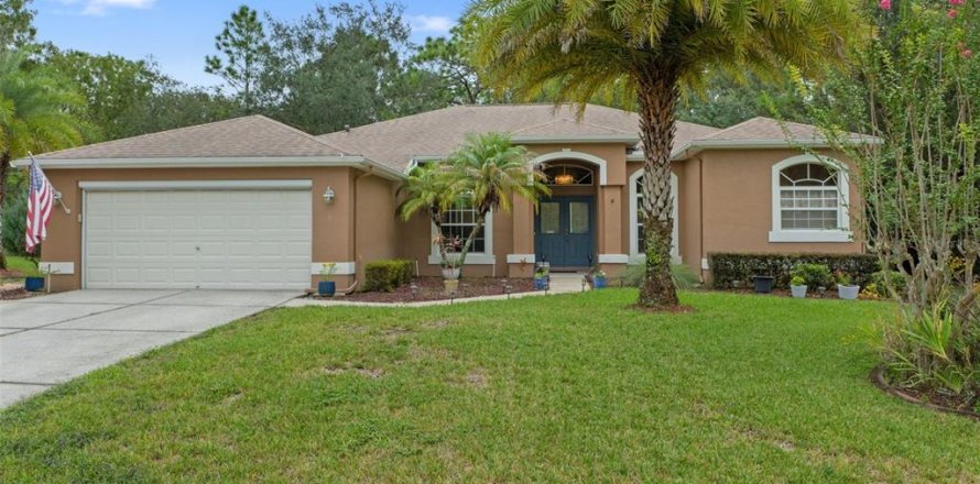 House in Homosassa, Florida 3 bedrooms, 168.8 sq.m. № 1913188
