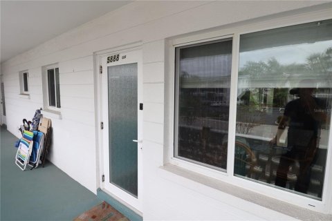 Condominio en venta en Bradenton, Florida, 1 dormitorio, 53.51 m2 № 1735033 - foto 2