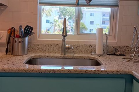 Condominio en venta en Bradenton, Florida, 1 dormitorio, 53.51 m2 № 1735033 - foto 28