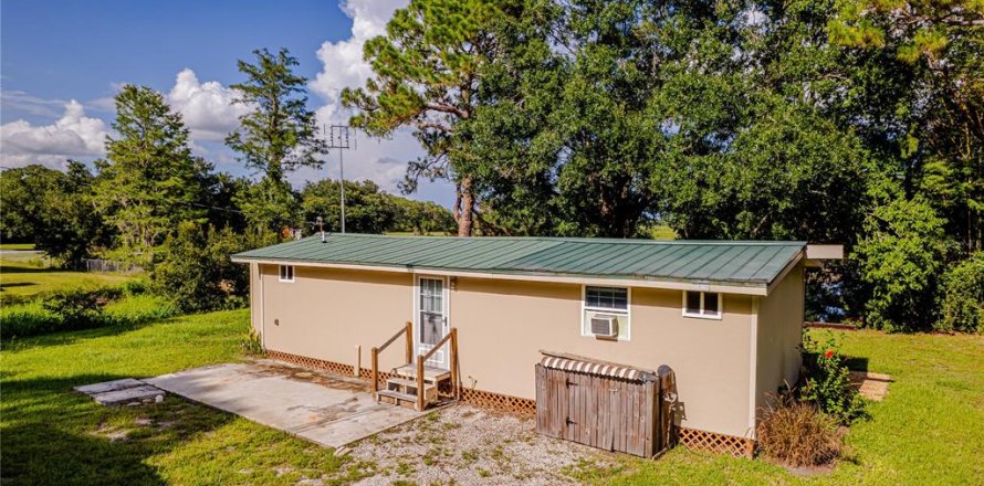 Villa ou maison à Kenansville, Floride 1 chambre, 65.4 m2 № 1837451