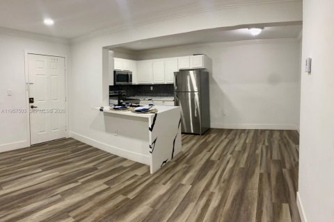 Copropriété à vendre à Pembroke Pines, Floride: 1 chambre, 68.65 m2 № 2019785 - photo 13