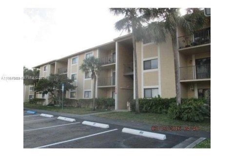 Copropriété à vendre à Pembroke Pines, Floride: 1 chambre, 68.65 m2 № 2019785 - photo 6