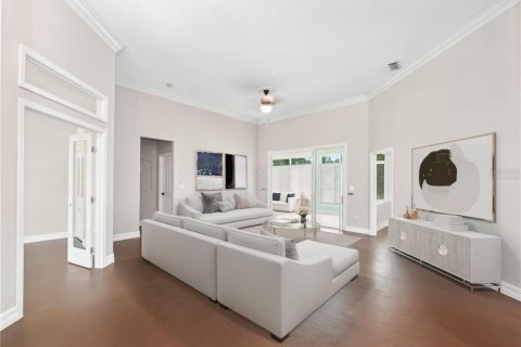 House in Orlando, Florida 4 bedrooms, 335.19 sq.m. № 1765851 - photo 3