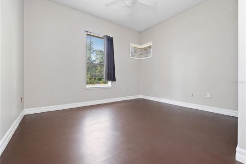 House in Orlando, Florida 4 bedrooms, 335.19 sq.m. № 1765851 - photo 14