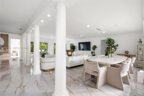 Купить виллу или дом в Майами, Флорида 3 спальни, 205.87м2, № 2032076 - фото 7