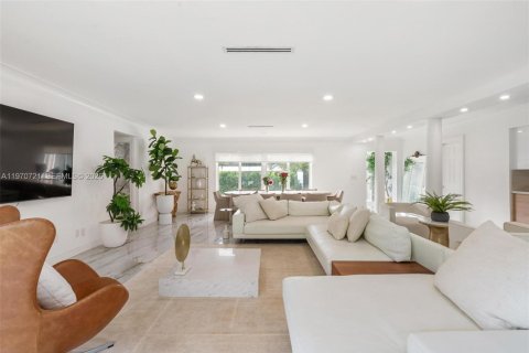 Купить виллу или дом в Майами, Флорида 3 спальни, 205.87м2, № 2032076 - фото 8