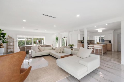 Купить виллу или дом в Майами, Флорида 3 спальни, 205.87м2, № 2032076 - фото 9