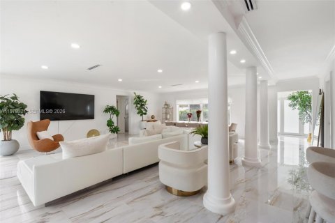 Купить виллу или дом в Майами, Флорида 3 спальни, 205.87м2, № 2032076 - фото 12
