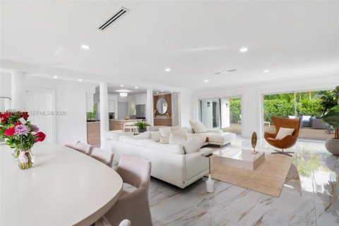 Купить виллу или дом в Майами, Флорида 3 спальни, 205.87м2, № 2032076 - фото 10