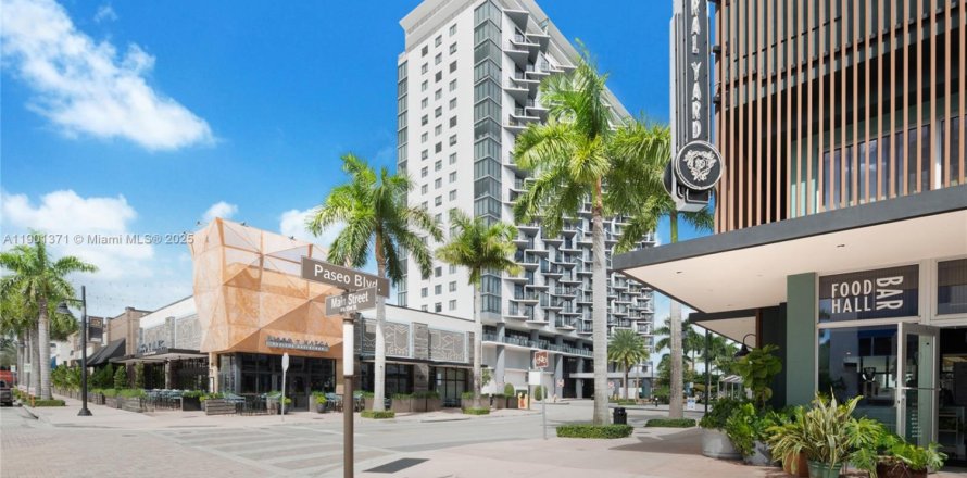 Кондоминиум с 1 спальней в Дорал, Флорида № 2013215