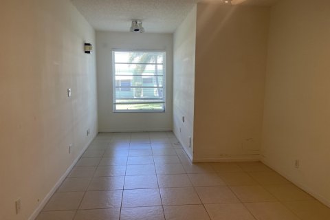 Condominio en venta en Boynton Beach, Florida, 2 dormitorios, 94.85 m2 № 1075627 - foto 1