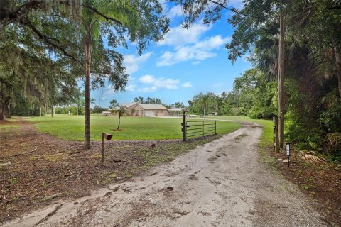 Casa en venta en Bunnell, Florida, 3 dormitorios, 195.19 m2 № 1880435 - foto 8