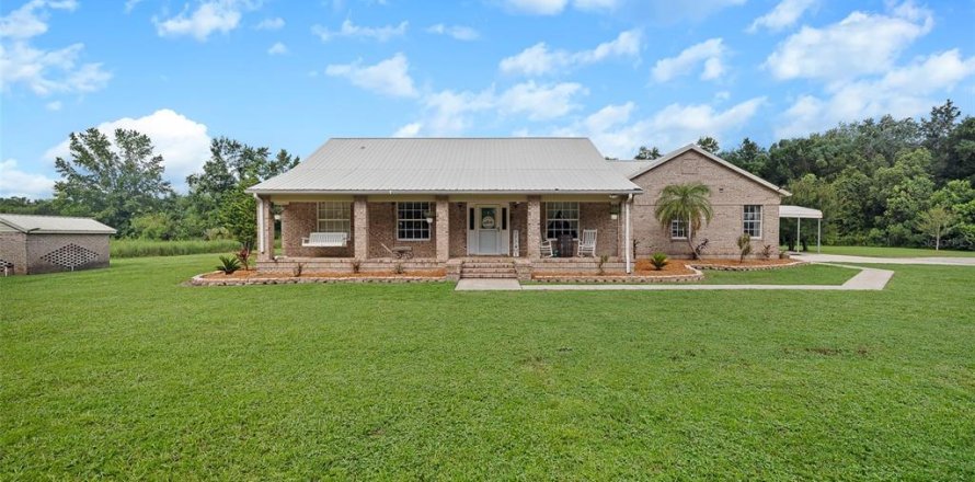 Casa en Bunnell, Florida 3 dormitorios, 195.19 m2 № 1880435