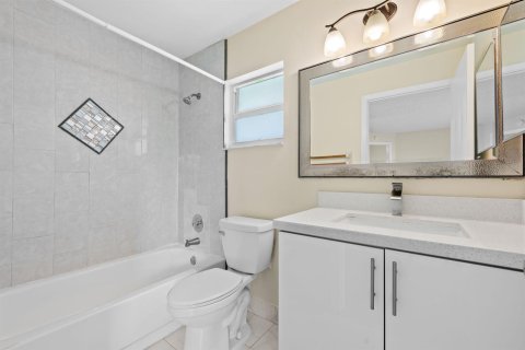 Touwnhouse à louer à Coral Springs, Floride: 4 chambres, 131.18 m2 № 2439218 - photo 12
