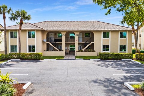 Touwnhouse à Coral Springs, Floride 4 chambres, 131.18 m2 № 2439218