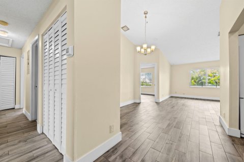 Touwnhouse à louer à Coral Springs, Floride: 4 chambres, 131.18 m2 № 2439218 - photo 7
