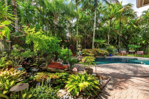 Villa ou maison à vendre à Pembroke Pines, Floride: 5 chambres, 258.27 m2 № 1931632 - photo 7