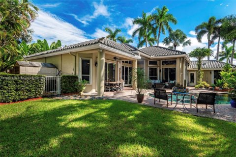 Villa ou maison à vendre à Pembroke Pines, Floride: 5 chambres, 258.27 m2 № 1931632 - photo 16