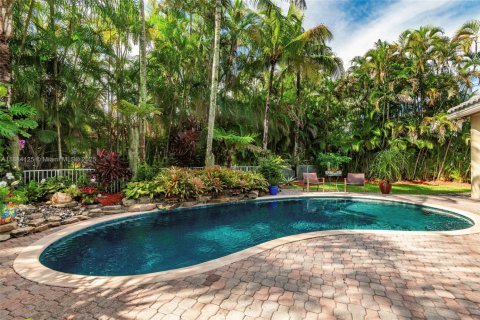 Villa ou maison à vendre à Pembroke Pines, Floride: 5 chambres, 258.27 m2 № 1931632 - photo 9