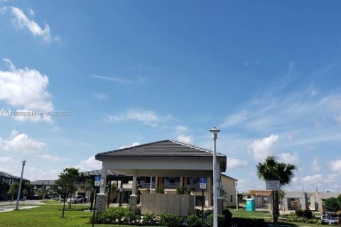 Adosado en venta en Miami Lakes, Florida, 3 dormitorios, 157.19 m2 № 1813931 - foto 20