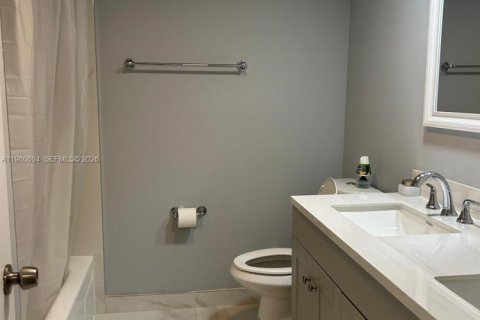 Купить кондоминиум в Уэстон, Флорида 2 спальни, 102.75м2, № 2043872 - фото 4