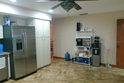 Villa ou maison à louer à Lakeland, Floride: 3 chambres, 148.83 m2 № 2149478 - photo 5
