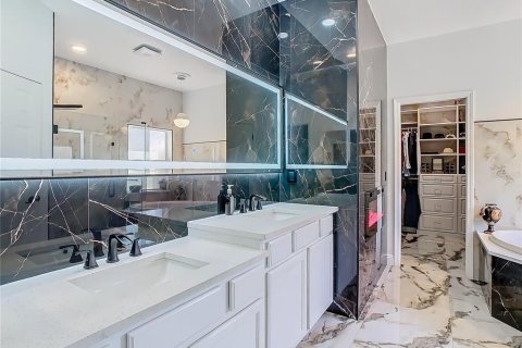 Casa en venta en Spring Hill, Florida, 4 dormitorios, 232.35 m2 № 1549722 - foto 30