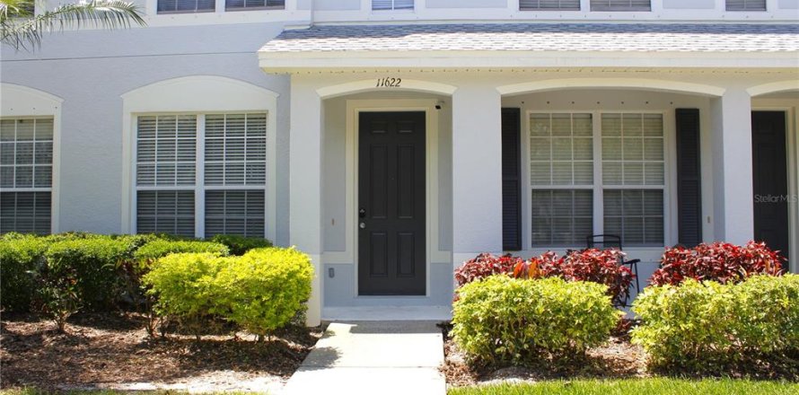 Townhouse in Tampa, Florida 2 bedrooms, 114.83 sq.m. № 1717346