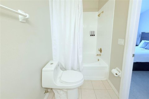 Townhouse in Tampa, Florida 2 bedrooms, 114.83 sq.m. № 1717346 - photo 22
