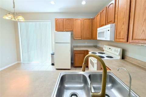 Townhouse in Tampa, Florida 2 bedrooms, 114.83 sq.m. № 1717346 - photo 9
