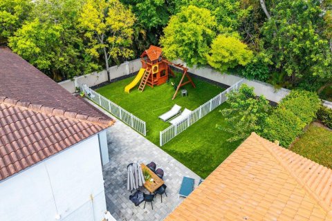 Casa en venta en Boca Raton, Florida, 5 dormitorios, 303.88 m2 № 2190854 - foto 30