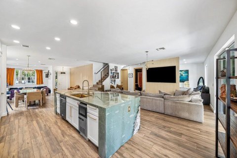 Casa en venta en Boca Raton, Florida, 5 dormitorios, 303.88 m2 № 2190854 - foto 9