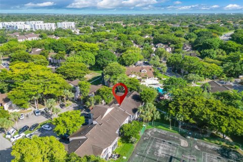 Copropriété à vendre à Miami, Floride: 2 chambres, 121.89 m2 № 1850420 - photo 26