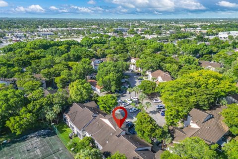 Copropriété à vendre à Miami, Floride: 2 chambres, 121.89 m2 № 1850420 - photo 27
