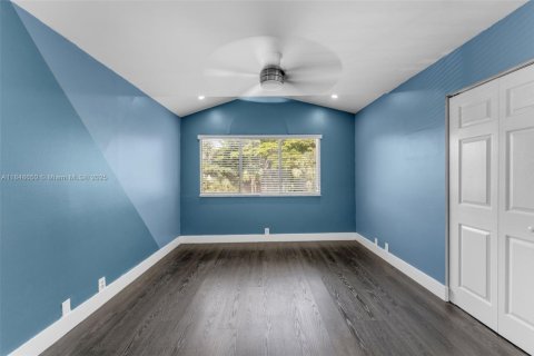Copropriété à vendre à Miami, Floride: 2 chambres, 121.89 m2 № 1850420 - photo 16