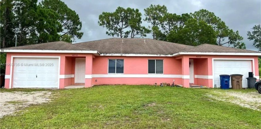 Propiedad comercial en Lehigh Acres, Florida № 1955299