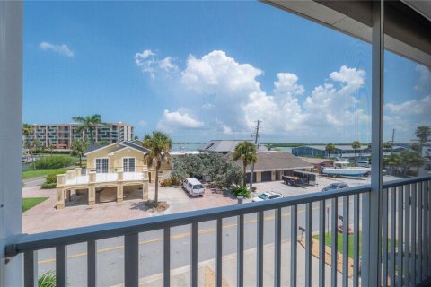Touwnhouse à vendre à Treasure Island, Floride: 3 chambres, 187.29 m2 № 1876019 - photo 29