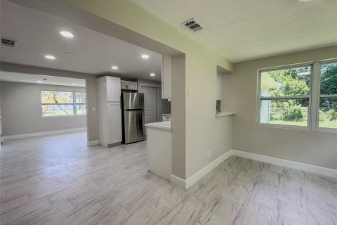 Villa ou maison à vendre à Holiday, Floride: 2 chambres, 91.97 m2 № 1858161 - photo 15