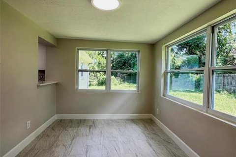 Villa ou maison à vendre à Holiday, Floride: 2 chambres, 91.97 m2 № 1858161 - photo 21