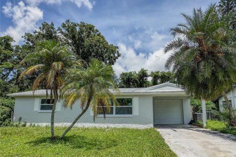 Villa ou maison à vendre à Holiday, Floride: 2 chambres, 91.97 m2 № 1858161 - photo 1