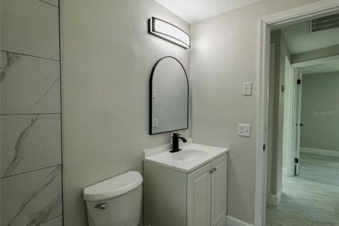 Villa ou maison à vendre à Holiday, Floride: 2 chambres, 91.97 m2 № 1858161 - photo 17