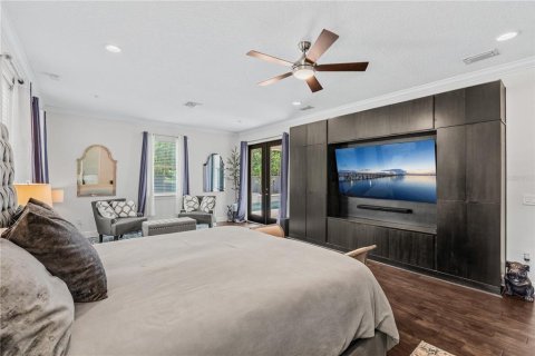 House in Winter Park, Florida 4 bedrooms, 346.25 sq.m. № 2285285 - photo 25