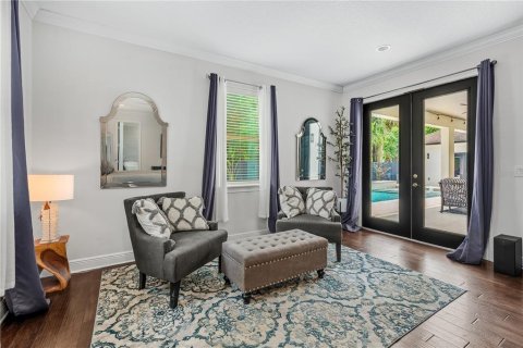 House in Winter Park, Florida 4 bedrooms, 346.25 sq.m. № 2285285 - photo 22