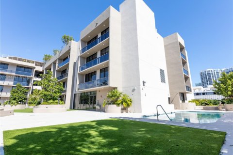 Condo in Miami, Florida, 3 bedrooms  № 2052968 - photo 14