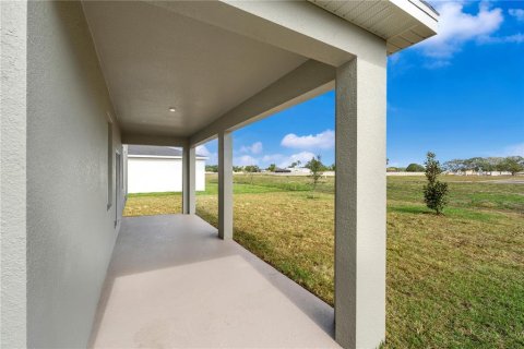 House in Haines City, Florida 5 bedrooms, 265.33 sq.m. № 2390797 - photo 16